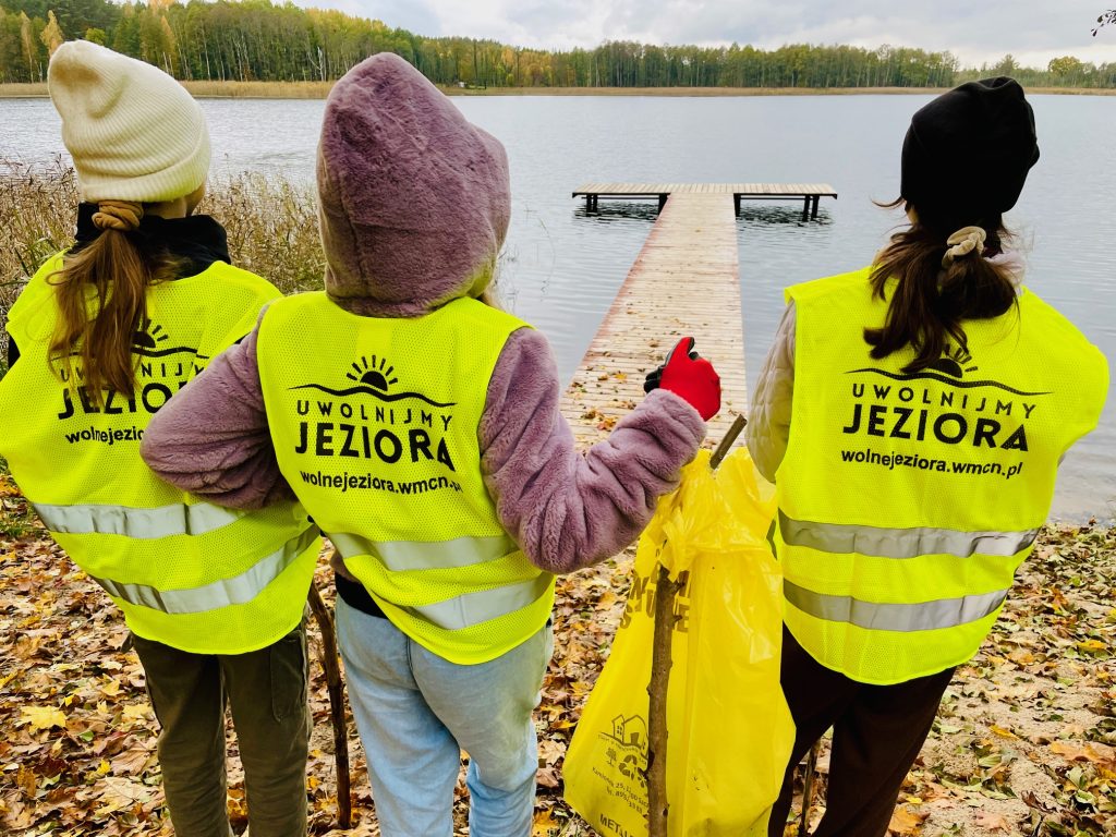 Sprzątanie jeziora w Dębówku!! 19 image1